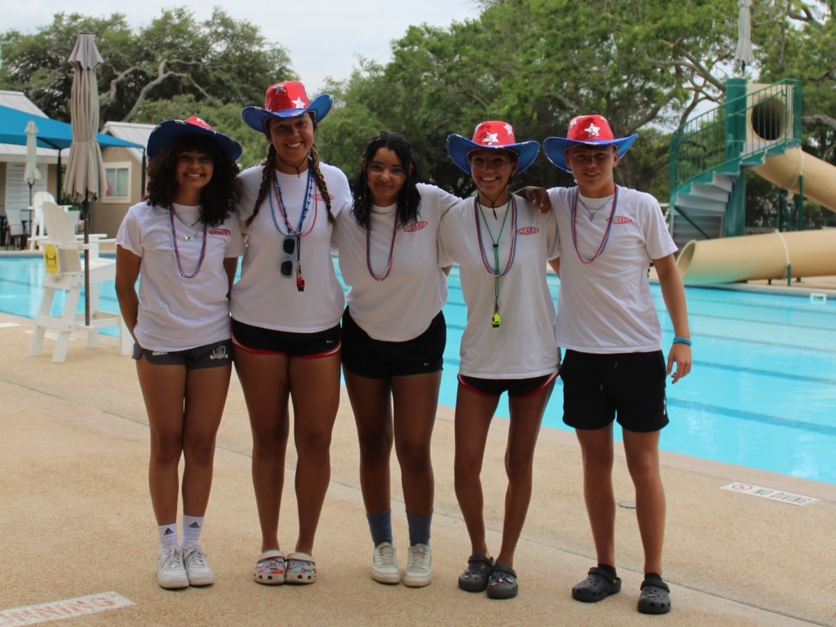 Live Oak Pool Staff 2023