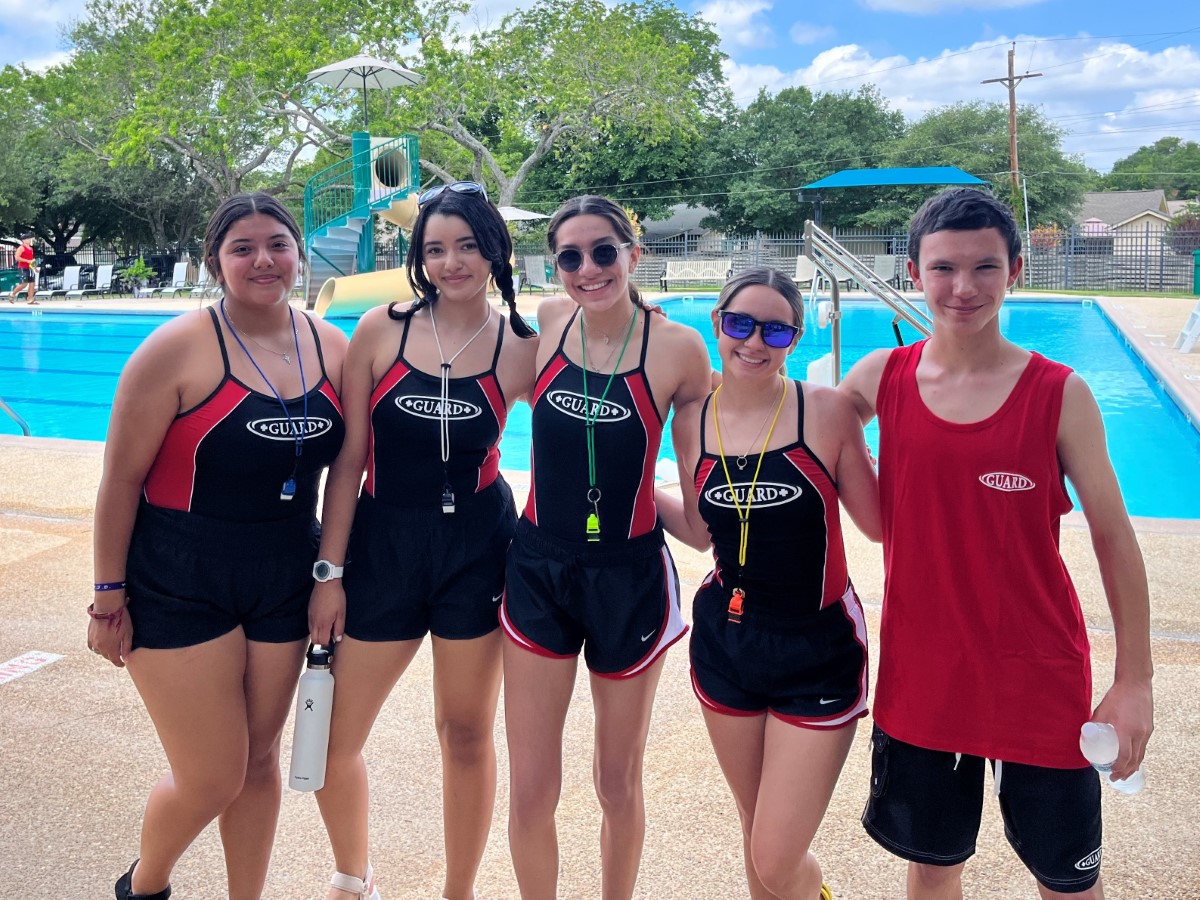 Live Oak Pool Staff 2023